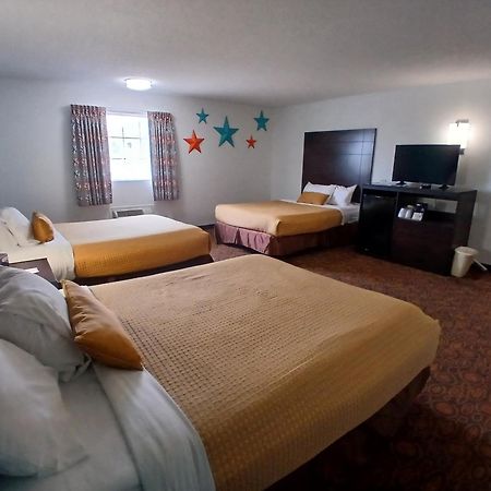 Howard Johnson By Wyndham Branson Theatre District מראה חיצוני תמונה