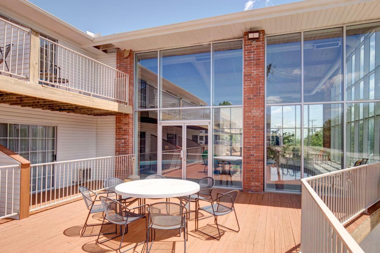 Howard Johnson By Wyndham Branson Theatre District מראה חיצוני תמונה